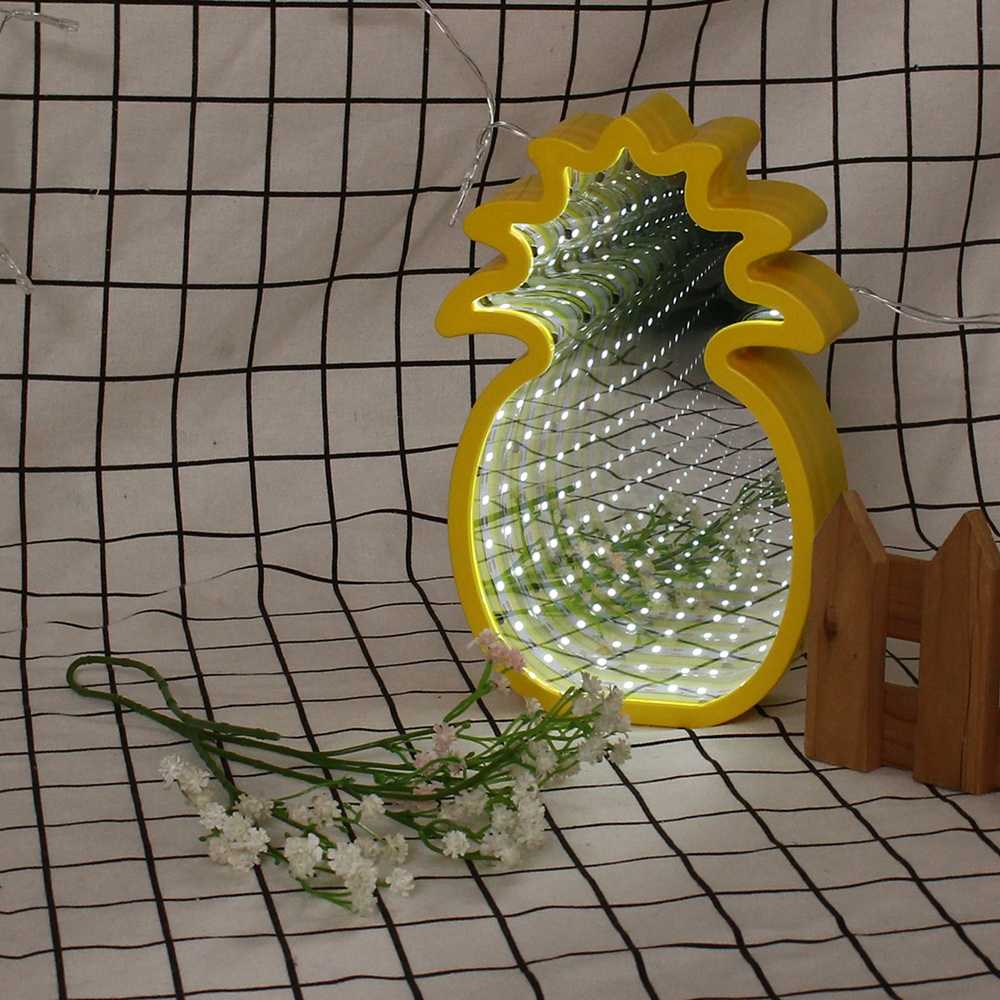 Mirror Tunnel Pineapple Night Light