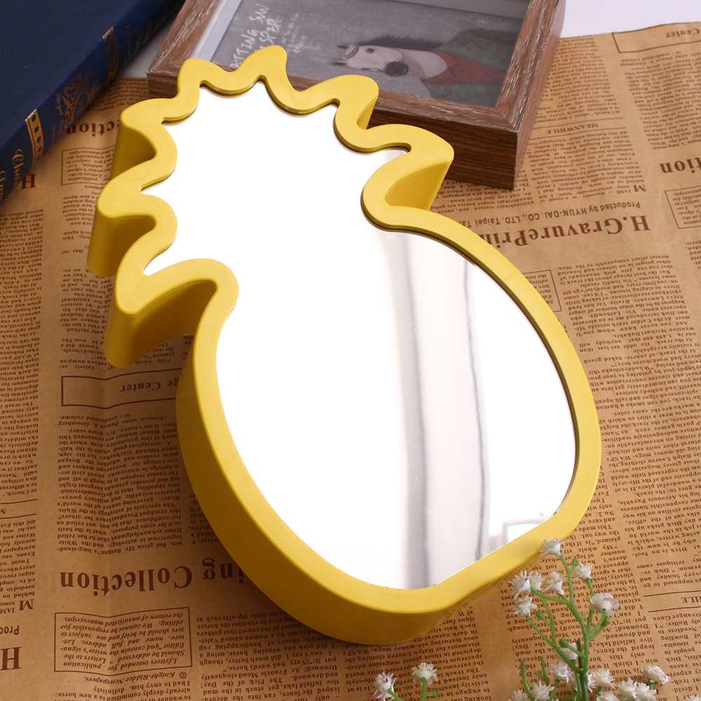 Mirror Tunnel Pineapple Night Light
