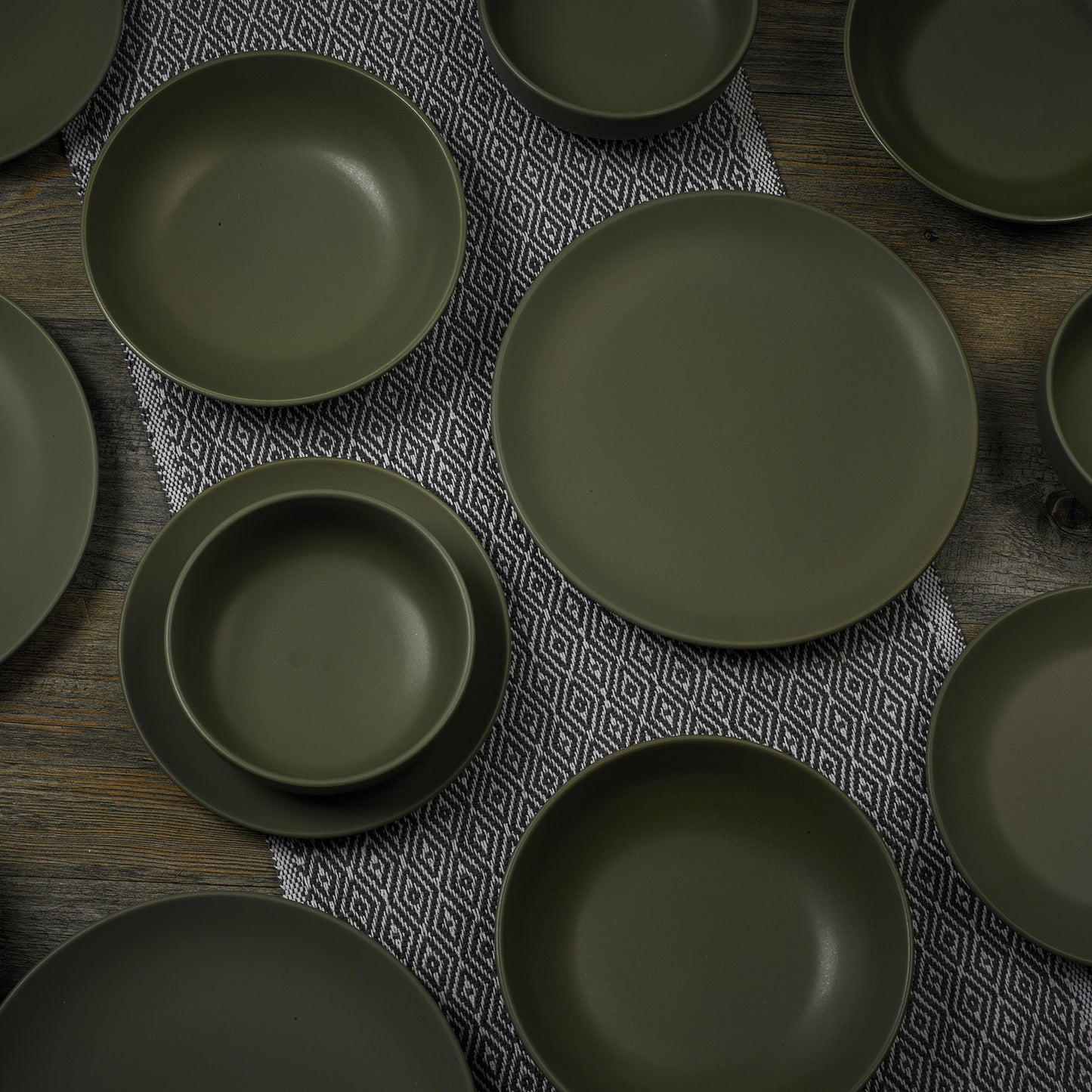 Coloured Stone Ceramic 12/24 Piece Dinnerware Crockery Plates Bowls Dining Set