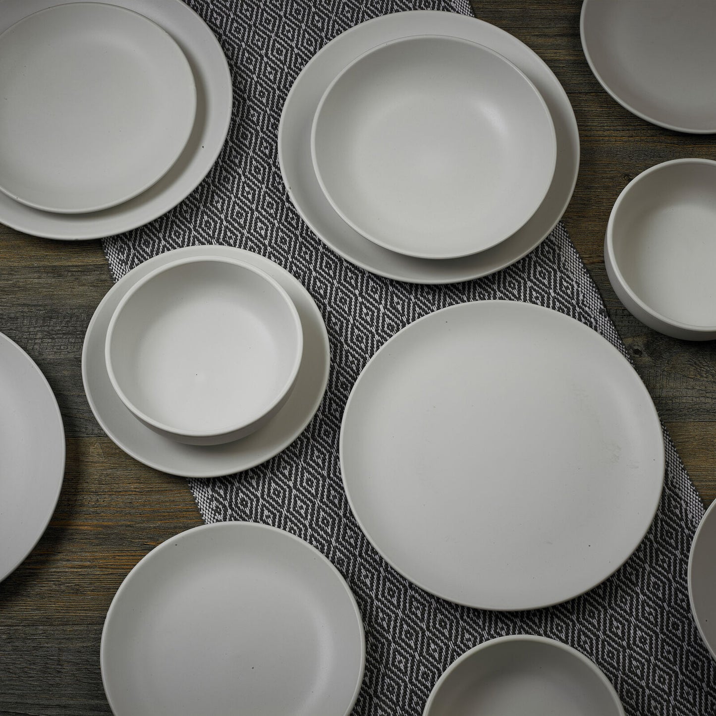 Coloured Stone Ceramic 12/24 Piece Dinnerware Crockery Plates Bowls Dining Set
