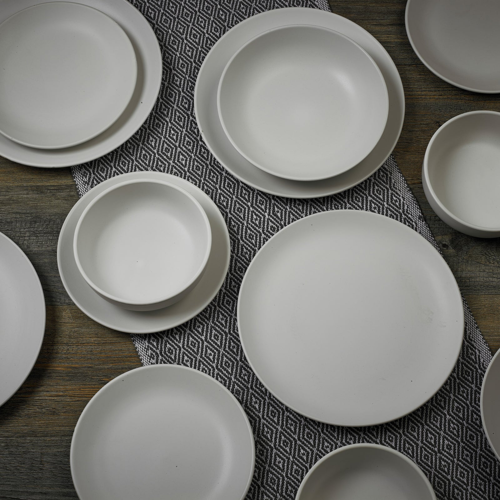 Coloured Stone Ceramic 12/24 Piece Dinnerware Crockery Plates Bowls Dining Set