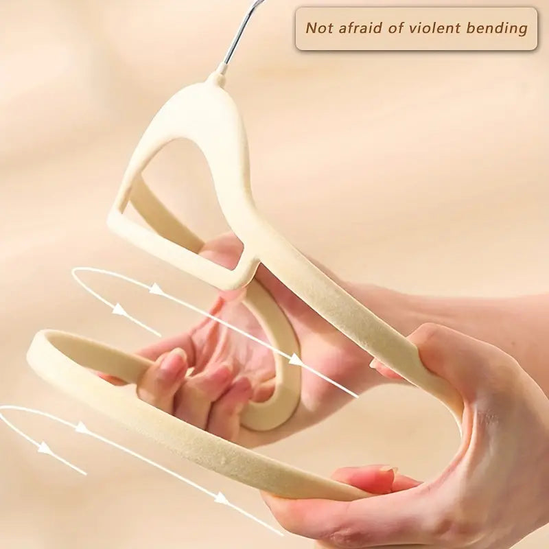 Space-Saving Non-Slip Clothes Hangers (10 pack)