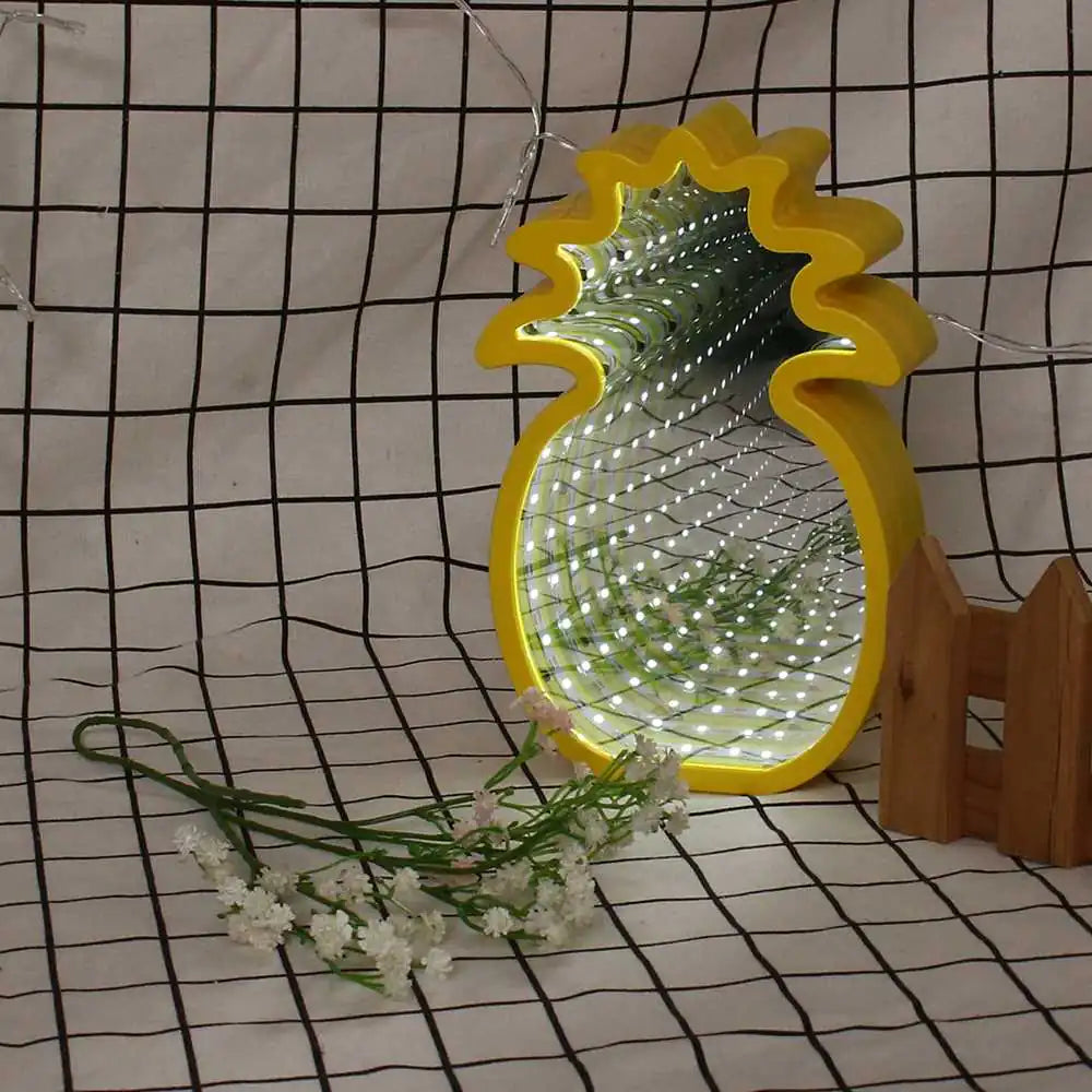 Mirror Tunnel Pineapple Night Light