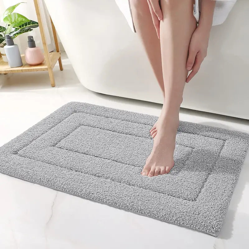 Soft & Absorbent Bath Rug (23.6" × 15.7")