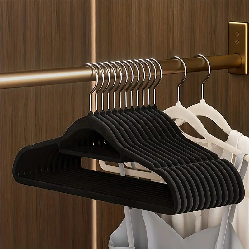 Space-Saving Non-Slip Clothes Hangers (10 pack)
