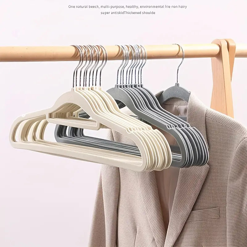 Space-Saving Non-Slip Clothes Hangers (10 pack)