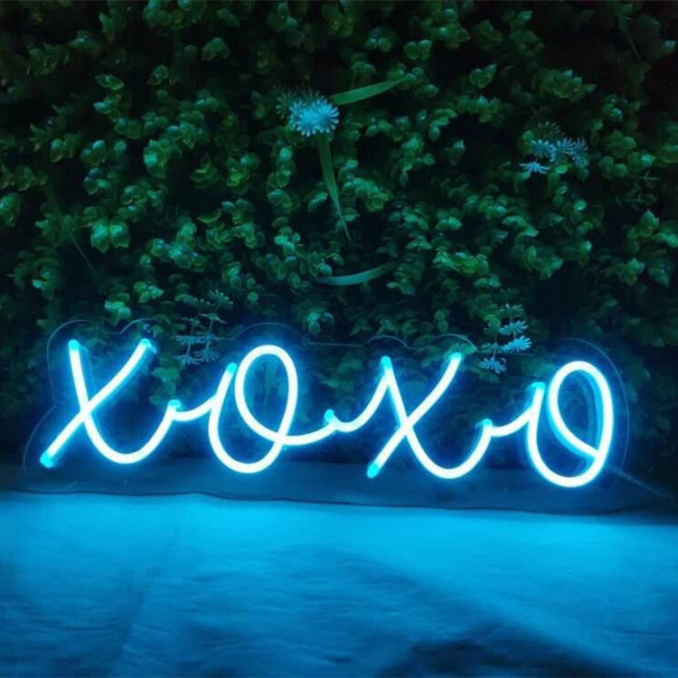 Acrylic Lamp "xoxo" (USB powered)