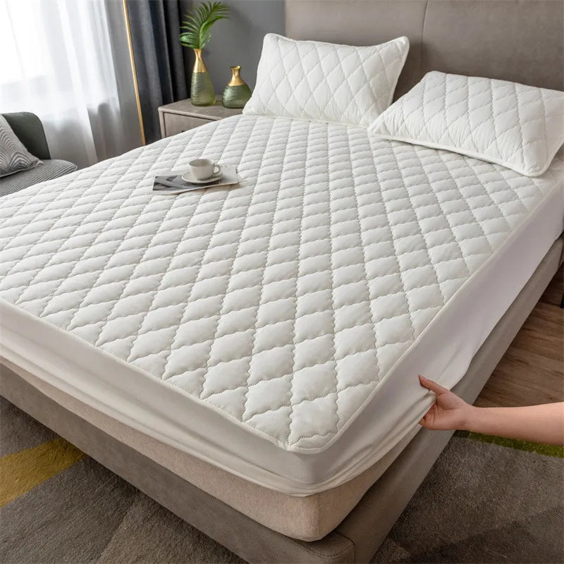 Waterproof Mattress Protector / Topper