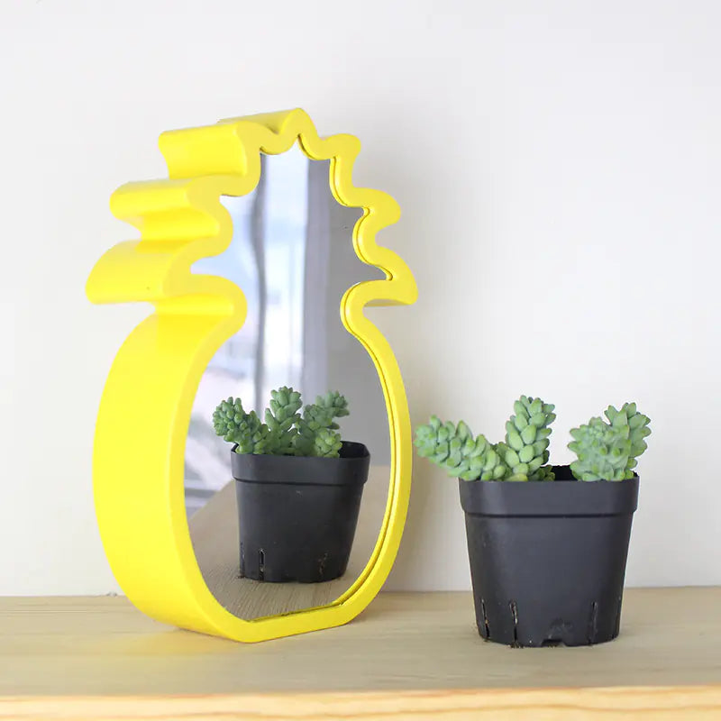 Mirror Tunnel Pineapple Night Light